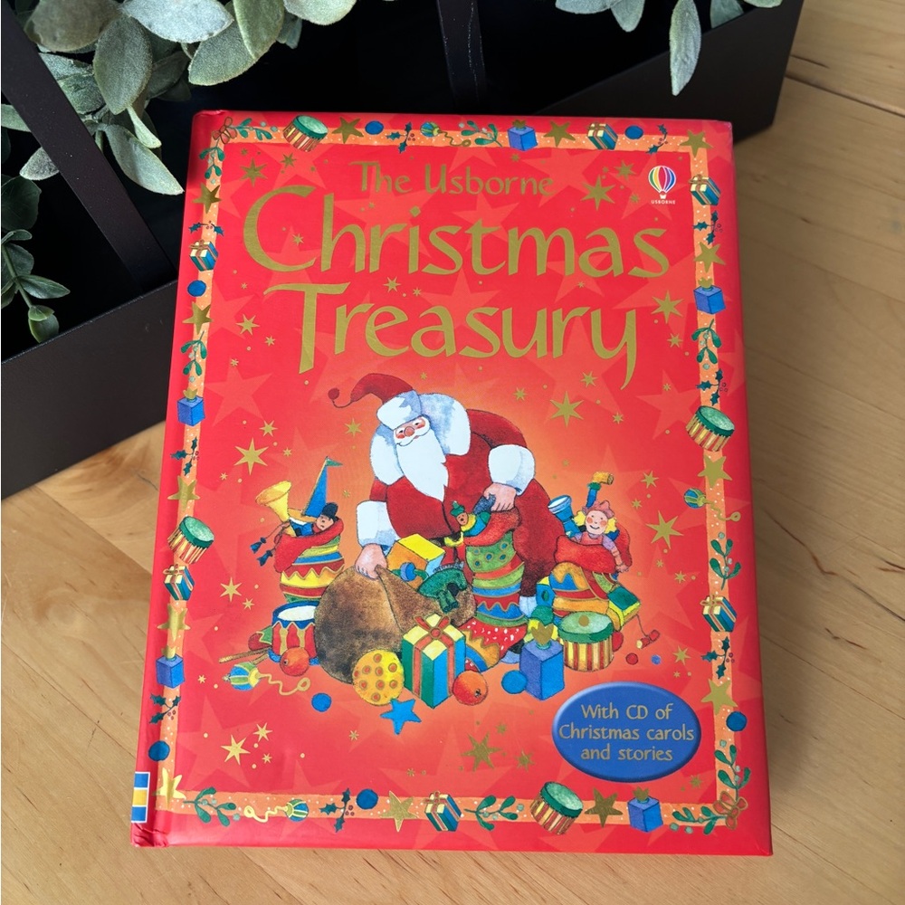 *New* USBORNE The USBORNE Christmas Treasury  Hardcover Book with CD